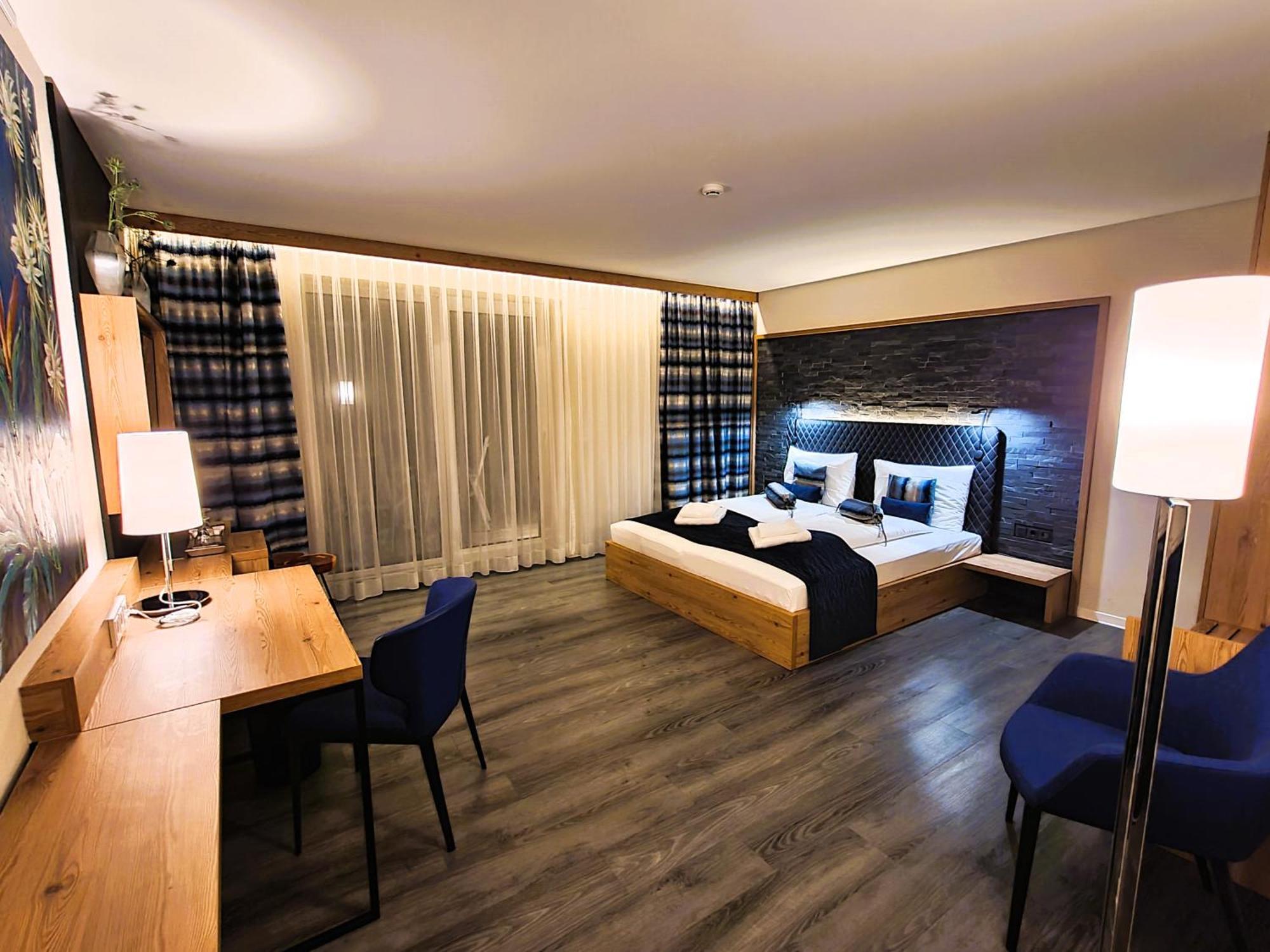 Privat & Boutique Hotel Plauer See Fuenfseen ภายนอก รูปภาพ